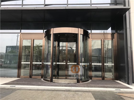 杭州三花大廈旋轉門
