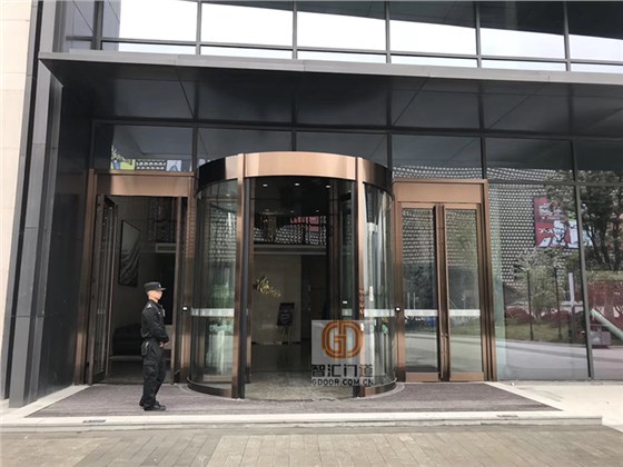 杭州三花大廈旋轉門