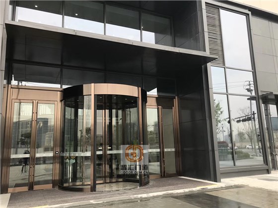 杭州三花大廈旋轉門