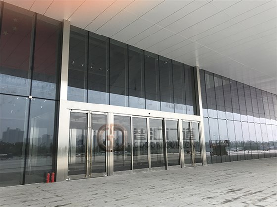 西安絲路會(huì)展中心門(mén)區(qū)