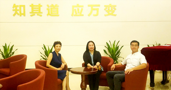 中華全國(guó)工商聯(lián)五金機(jī)電商會(huì)副秘書長(zhǎng)顏葉親臨我司考察指導(dǎo)